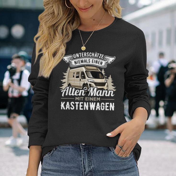 With Camper Underschatz Niemals Eine Alte Mann Mit Boxan Langarmshirts Geschenke für Sie