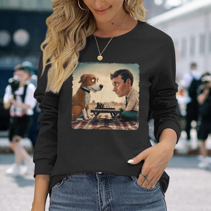 Chess Match Of Wits Mans Dog Langarmshirts Geschenke für Sie