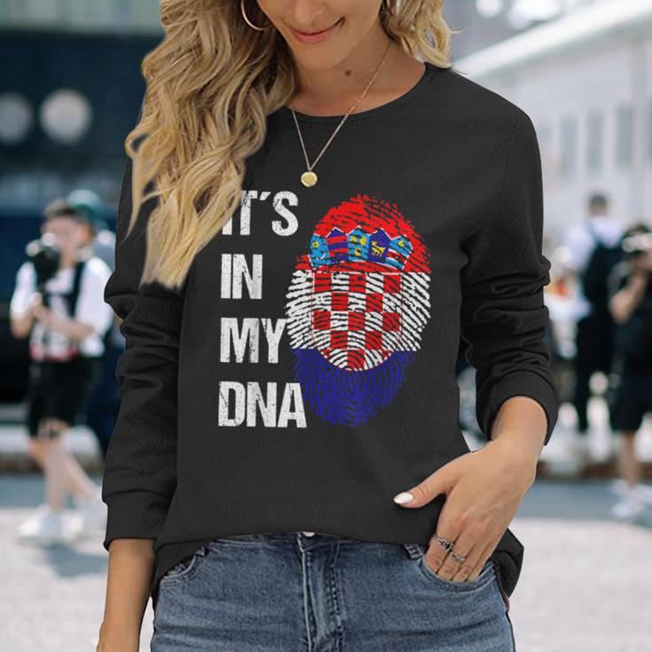 Croatian Flag Dna Fingerprint Croatia Langarmshirts Geschenke für Sie