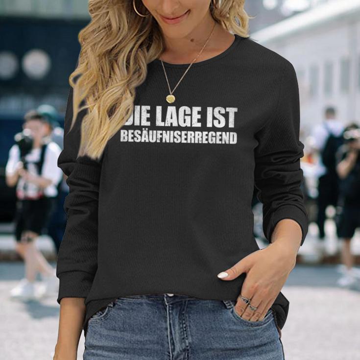 Die Lage Ist Besäufniserregend Sayings Langarmshirts Geschenke für Sie