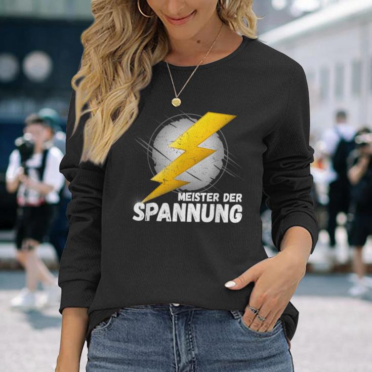 Elektriker Meister Der Spannung Das Elektronik Langarmshirts Geschenke für Sie