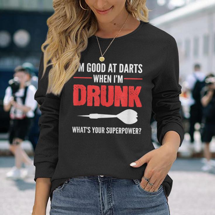 Gut In Darts Alkoholische Person Langarmshirts Geschenke für Sie