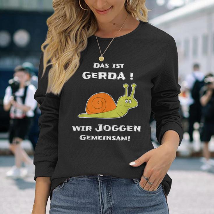 Joggen Sport Lustiger Spruch Das Ist Gerda Wir Joggen Gemeinsam Laufen Slow Schnecke Short-Sleeved S Langarmshirts Geschenke für Sie