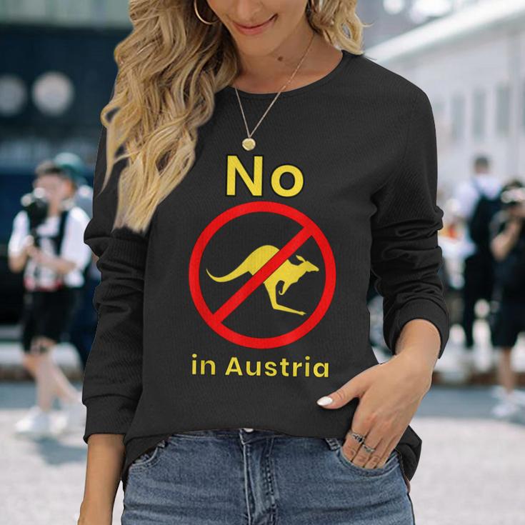 No Kangaroo In Austria No Kangaroo In Austria Langarmshirts Geschenke für Sie