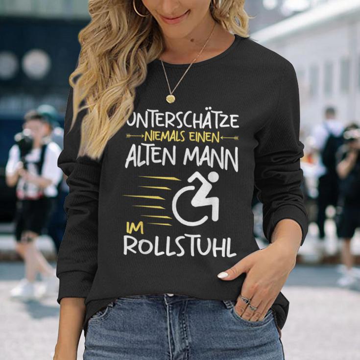 Unterschätze Niemals Alten Mann Im Wheelchair User S Langarmshirts Geschenke für Sie