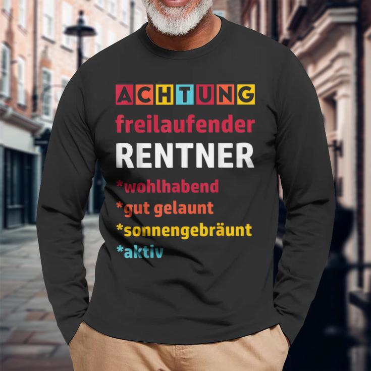 Achtung Freilaufender Rentner Pension Pension Langarmshirts Geschenke für alte Männer