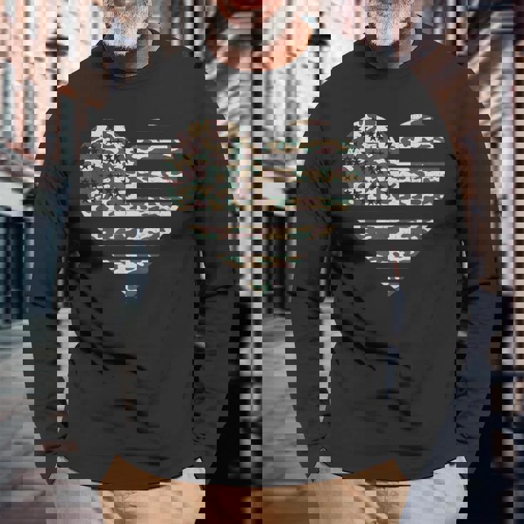 Camo American Flag Heart Camouflage Patriotic Veterans Day Long Sleeve T-Shirt Gifts for Old Men