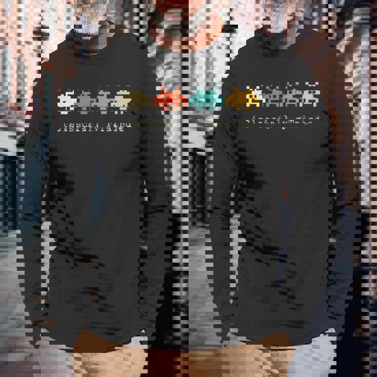 Classicamente Addestrato 80S Retro Space Alien Invaders Gamer Maglietta a maniche lunghe Regalos para ancianos
