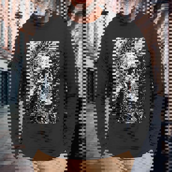 Crâne De Motard Graffitiintage Horreur Punk Crâne T-shirt à manches longues Cadeaux pour les vieillards