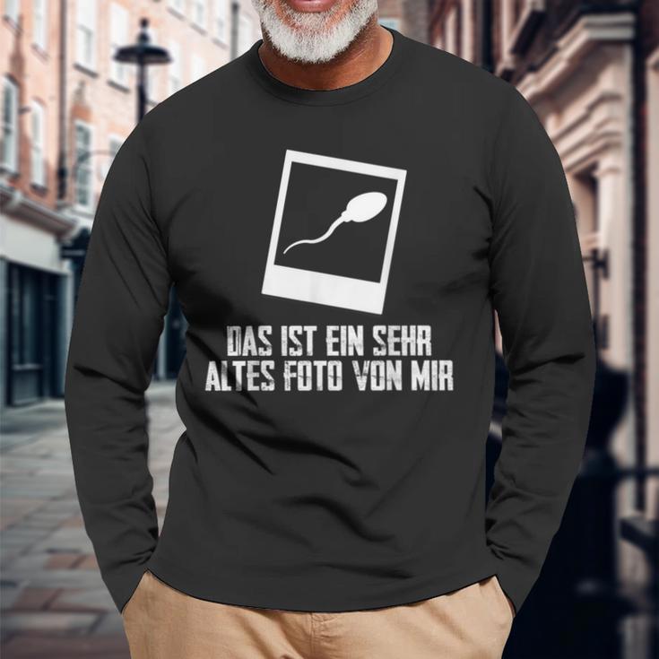 Das Ist Ein Sehr Altes Fotoon Mir Sarcasm Joke Langarmshirts Geschenke für alte Männer