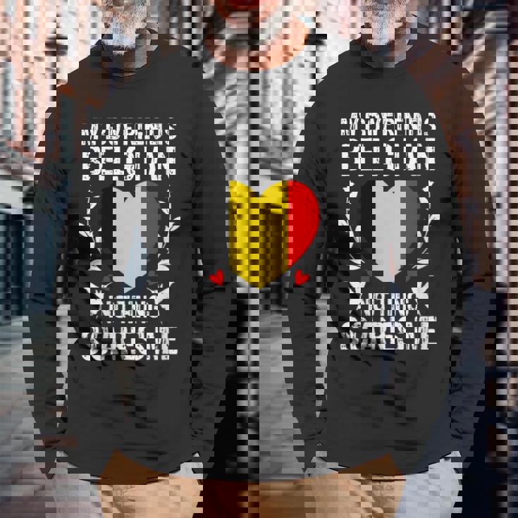 Donna My Boyfriend Is Belgian Nothing Scares Me Belgium Flag Con Collo A Maglietta a maniche lunghe Regalos para ancianos