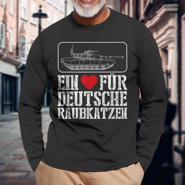 Ein Herz Für Deutsche Rraukwaren Tank Driver Military Langarmshirts Geschenke für alte Männer