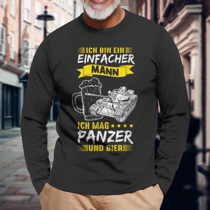 Ich Bin Ein Einfacher Mann Ich Mag Panzer Und Bier Langarmshirts Geschenke für alte Männer