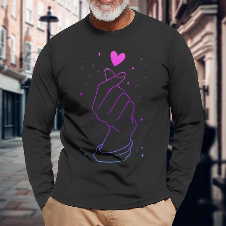 K-Pop Finger Heart Saranghae For Fans Of Korean Music Langarmshirts Geschenke für alte Männer