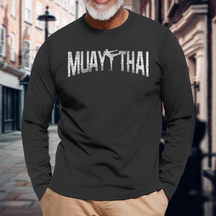 Muay Thaiintage Retro Fighter Fighter Lettering Langarmshirts Geschenke für alte Männer