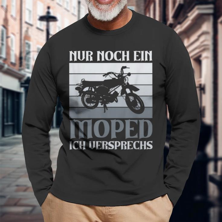 Nur Noch Ein Moped Ich Promise Simson Ddr 2 Taktintage Langarmshirts Geschenke für alte Männer