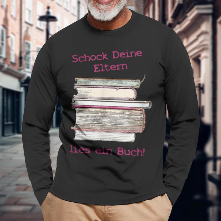 Schock Deine Eltern Lies Ein Buch S Langarmshirts Geschenke für alte Männer