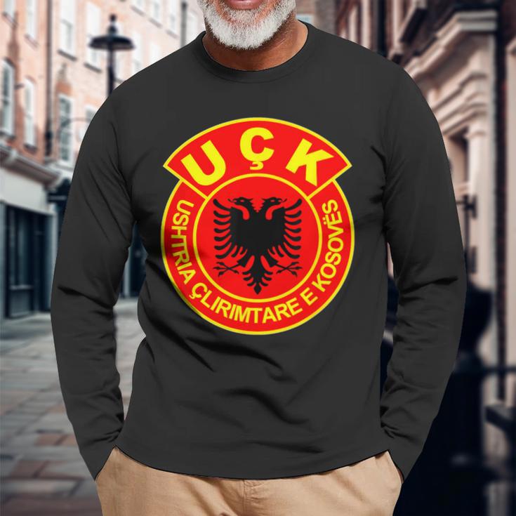 Uqk Flag Kosovo Albaner Uck Jashari Army Eagle Langarmshirts Geschenke für alte Männer