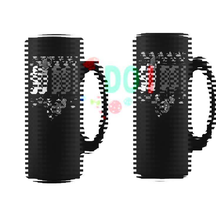 Couples I Don't Do Matching Christmas Outfits So Do I Coffee Mug