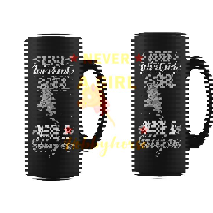 Nunca Subestimes A Una Chica Con Un Caballo De Afición Taza de café