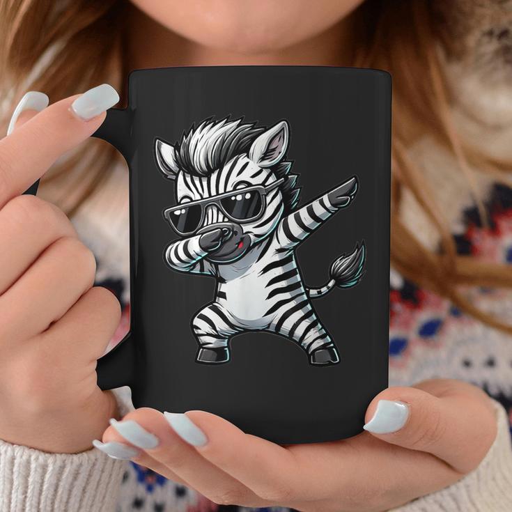 Dabbing Zebra Zebra On Dabben Zebra Tassen Lustige Geschenke