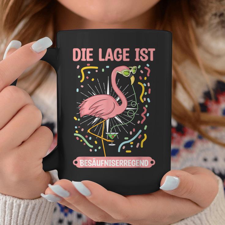 Flamingo Die Lage Ist Besäufniserregend Tassen Lustige Geschenke