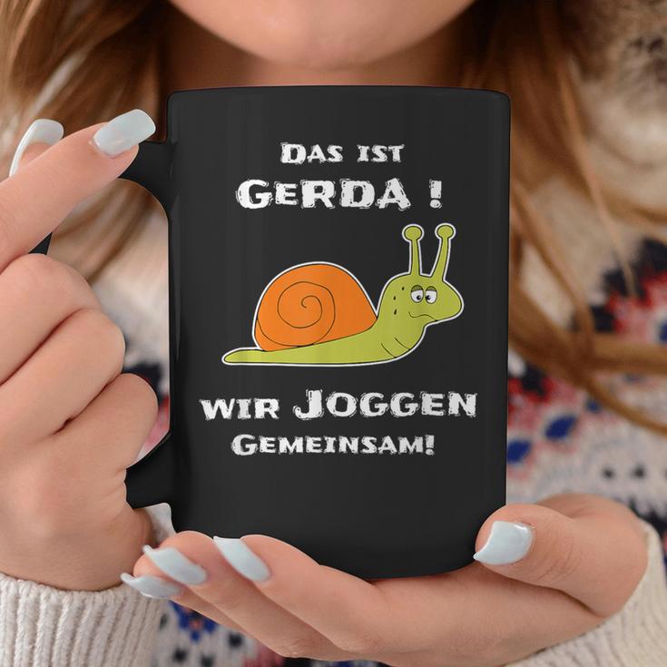 Joggen Sport Lustiger Spruch Das Ist Gerda Wir Joggen Gemeinsam Laufen Slow Schnecke Short-Sleeved S Tassen Lustige Geschenke