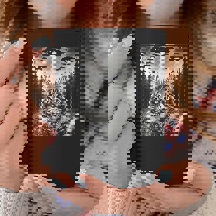 Maine Coon Cat Alien Encounter Selfie Ufo Umoristico Tazze Regalos divertidos
