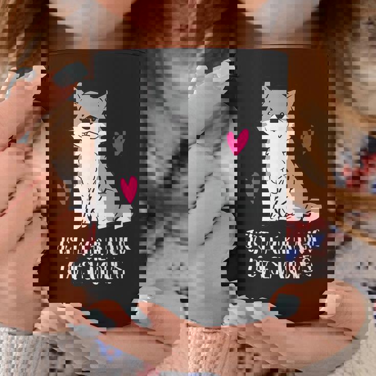 Solo Una Ragazza Che Ama I Lupi Tazze Regalos divertidos