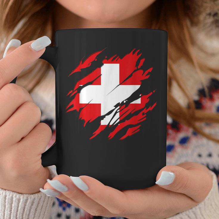 With Swiss Flag Of Switzerland Tassen Lustige Geschenke