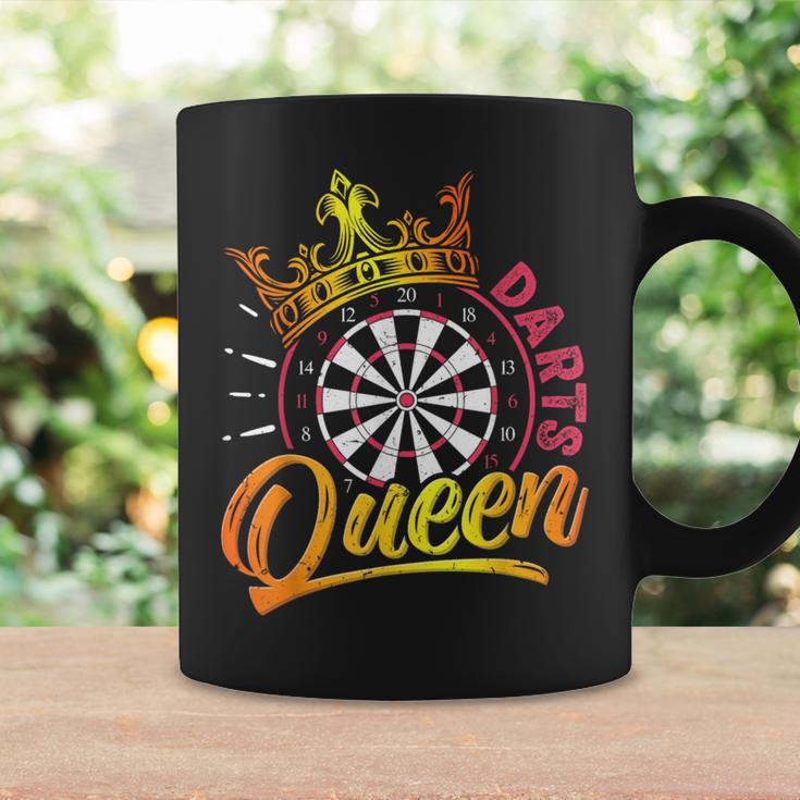 Dart Spielerin Dart Queen Lustiges Dart Spielen Frauen Tassen Geschenkideen