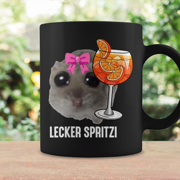 Delicious Spritzi X Sad Hamster Meme Girl Hallöchen Aperölchen Tassen Geschenkideen