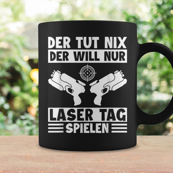 Der Tut Nix Der Will Nur Lasertag Spielen Player Laser Tag Tassen Geschenkideen