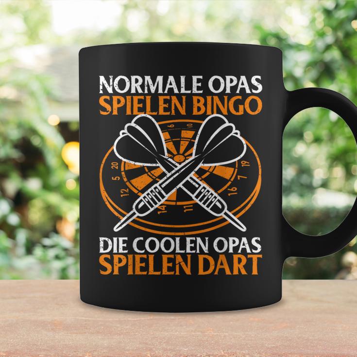 With Die Coolen Grandpas Spielen Dart Grandpa Dart Player Tassen Geschenkideen