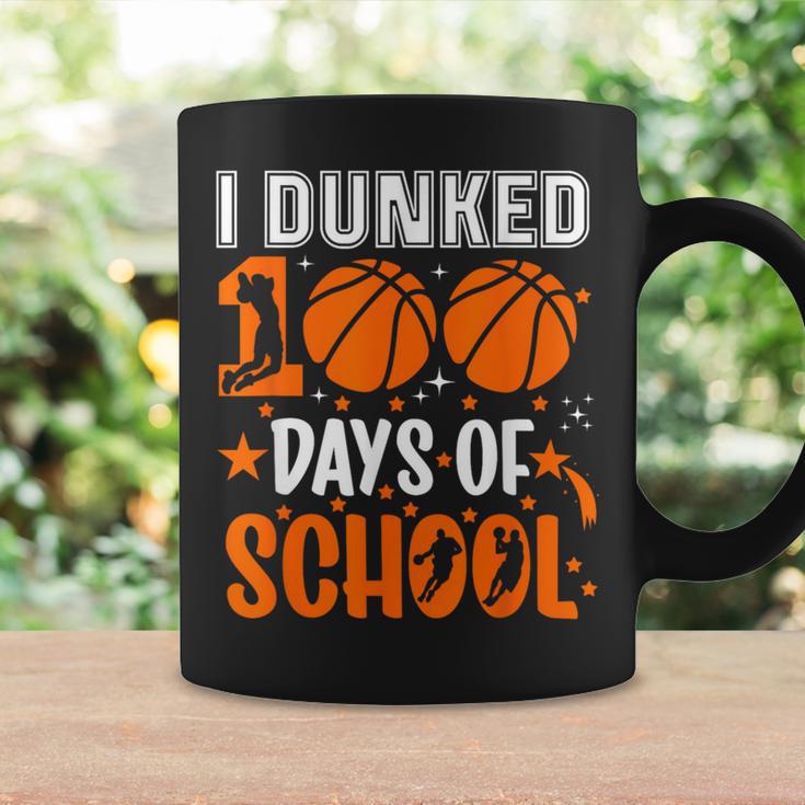 Ich Habe 100 Tage In Der Schule Eingetaucht Basketball 100 Tag Lehrer Tassen Geschenkideen