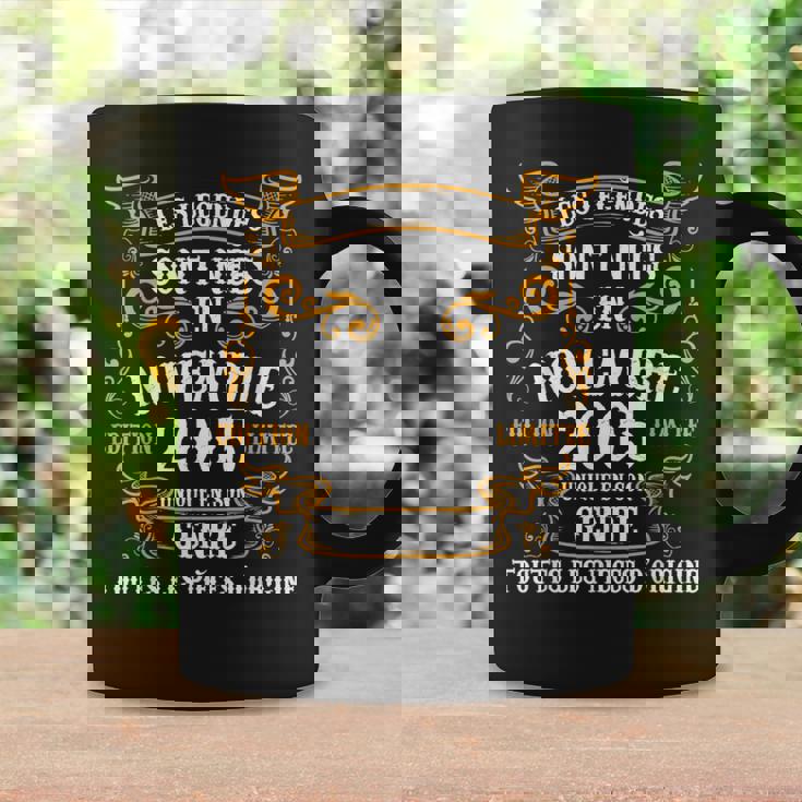Les Legendes Sont Nees En Novembre 2005 18Th Birthday Men Tasse Idées cadeaux