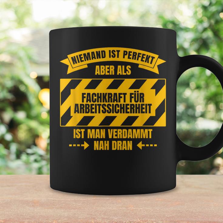 Niemand Ist Perfekt Aber Als Fachwehr Für Arbeitheit No One Tassen Geschenkideen