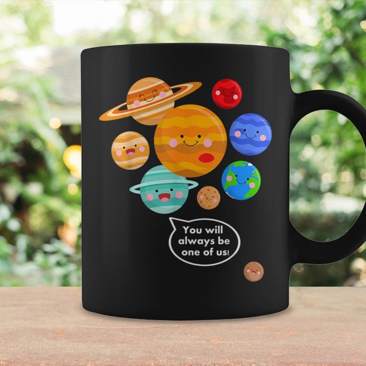 Pluto Planet Cartoon Planets Never Forget Pluto S Tassen Geschenkideen