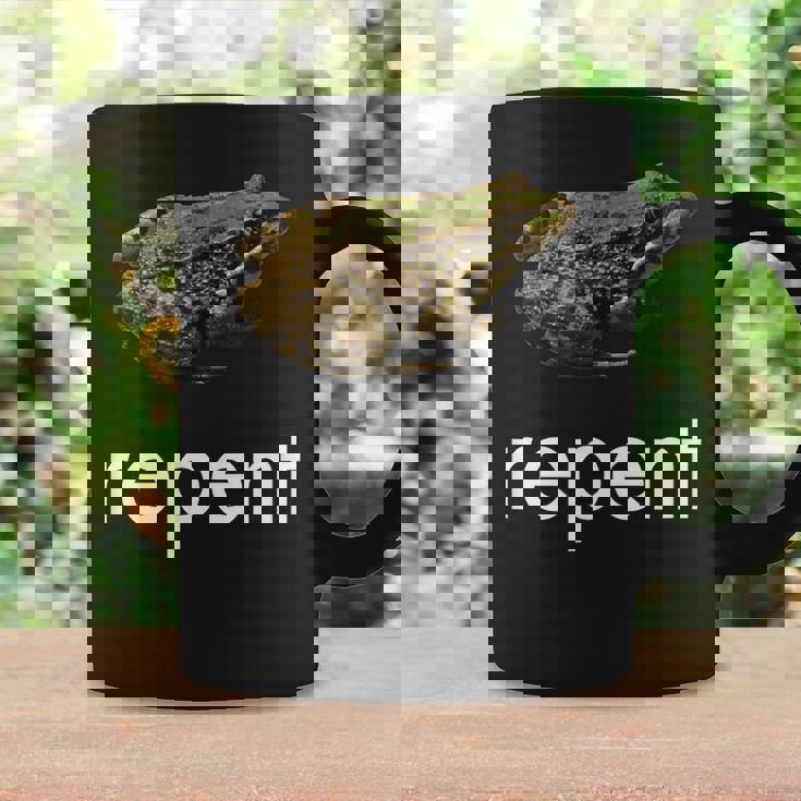 Repent Frog Meme Divertente Stranamente Specifico Tazze Ideas de regalos