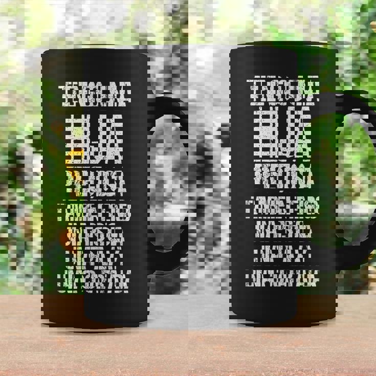 Tengo Una Hija Preciosa También Tengo Una Pistola Taza de café Ideas de regalos