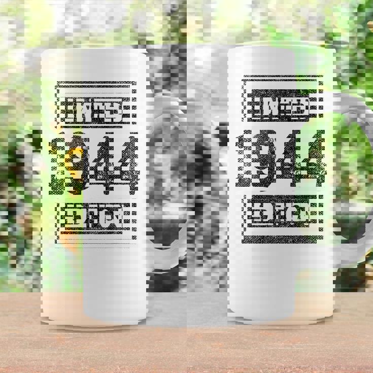 80 Cumpleaños Hombres 80 Años Retro Es Nacidos En 1944 Taza de café Ideas de regalos
