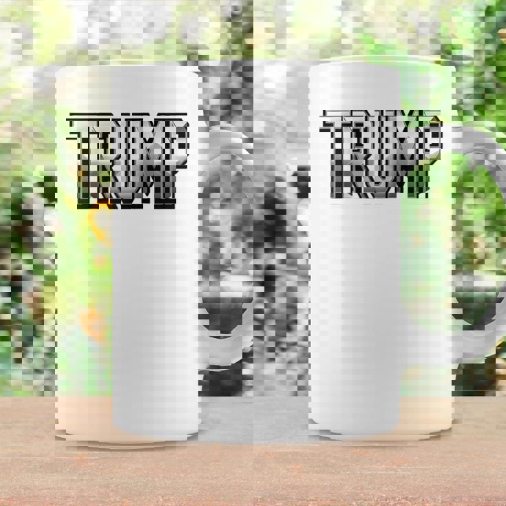 Donald Trump 2024 4 De Julio EeUu Para Partidario De Losotantes De Trump Manga Raglan Taza de café Ideas de regalos