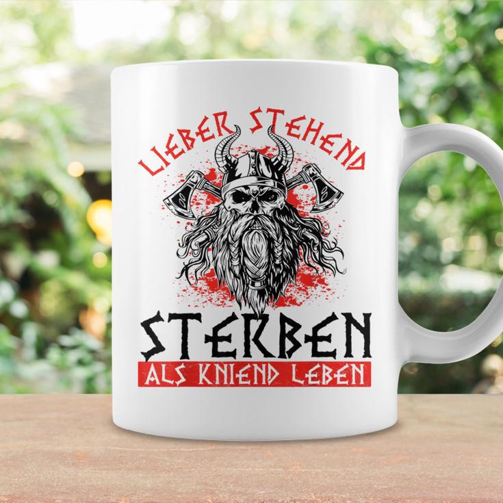 German Lieber Stehend Sterben Als Kneend Leben Love Standing Sterben Tassen Geschenkideen