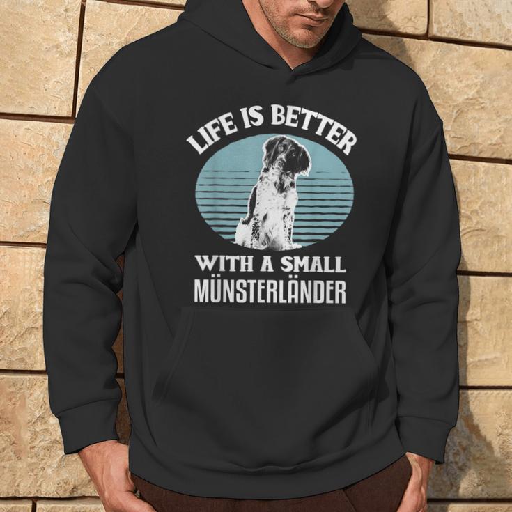 Life Is Better With A Small Münsterländer Dog Holder Kapuzenpullover Lebensstil