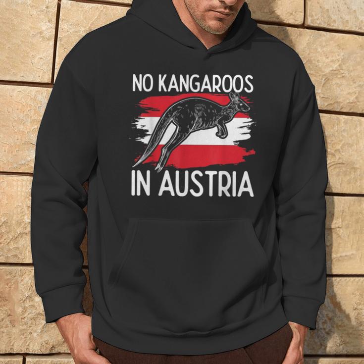 No Kangaroos In Austria Kangaroo Zoo Kangaroo Animal World Kapuzenpullover Lebensstil