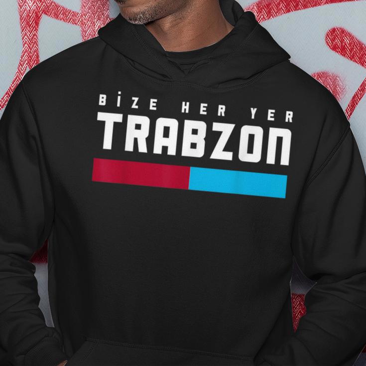 Bize Her Yer Trabzon S Kapuzenpullover Lustige Geschenke