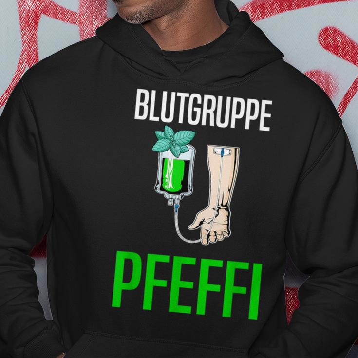 With Blutgruppe Pfeffi Peppermint Suff Saufen Peppermint Liqueur Kapuzenpullover Lustige Geschenke