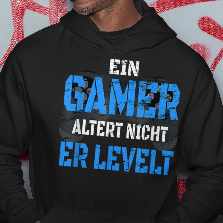 Console Player Ein Gamer Alter Nicht Er Levelt Kapuzenpullover Lustige Geschenke