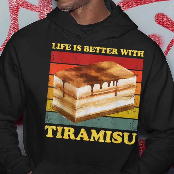 Das Leben Ist Besser Mit Tiramisu Tiramisu Kapuzenpullover Lustige Geschenke