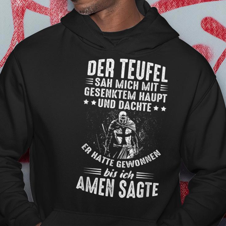 Der Devil Sah Mich Mit Gesenktem Haupt Bis Ich Amen Sagte Kapuzenpullover Lustige Geschenke